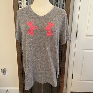 Under Armour Women’s Charged Cotton V-Neck Tee